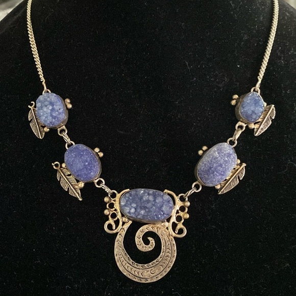 Jewelry - Silver and blue druzy stone necklace